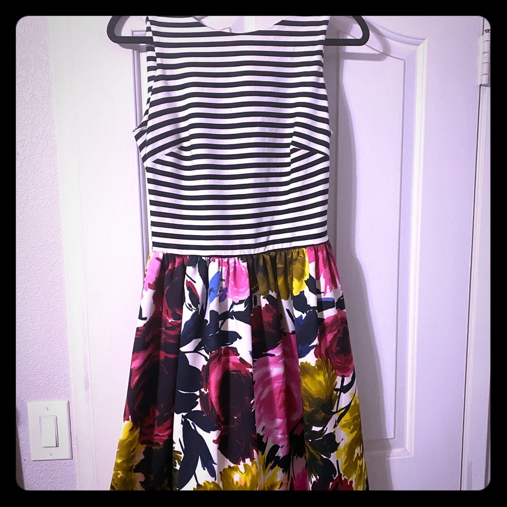 Just Taylor dress with pockets